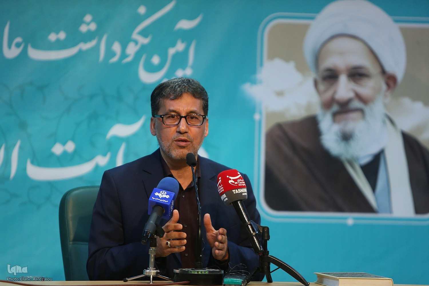 آیتالله مهدوی کنی؛ عالمی خوشخلق، معتدل و انقلابی آیتالله مهدوی کنی؛ عالمی خوشخلق، معتدل و انقلابی