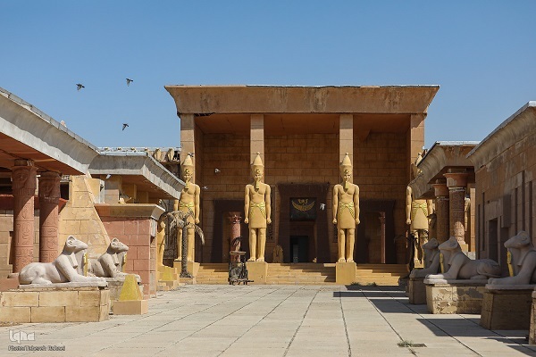 در حال تکمیل