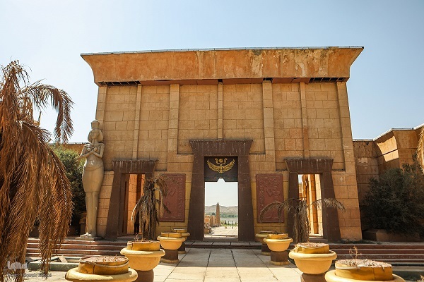 در حال تکمیل