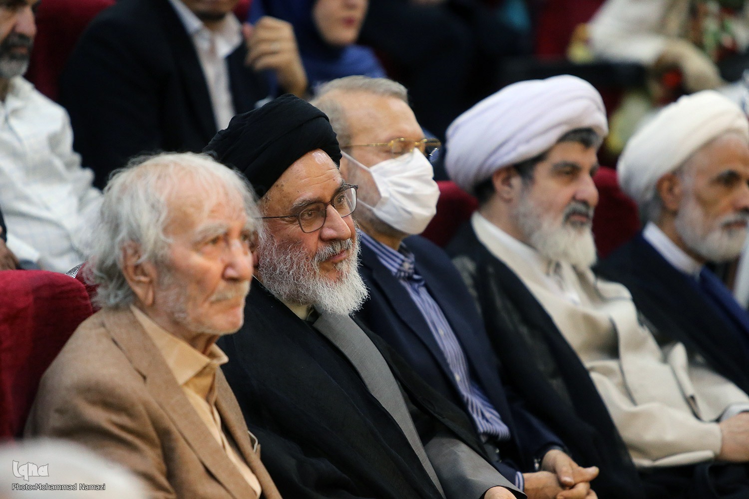 انسان بدون اندیشه و عقل انسان نیست انسان بدون اندیشه و عقل انسان نیست