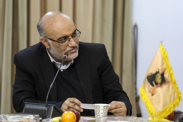 معرفی و تبلیغ «من قرآن را دوست دارم» و «زندگی با آیه‌ها» در رسانه ملی