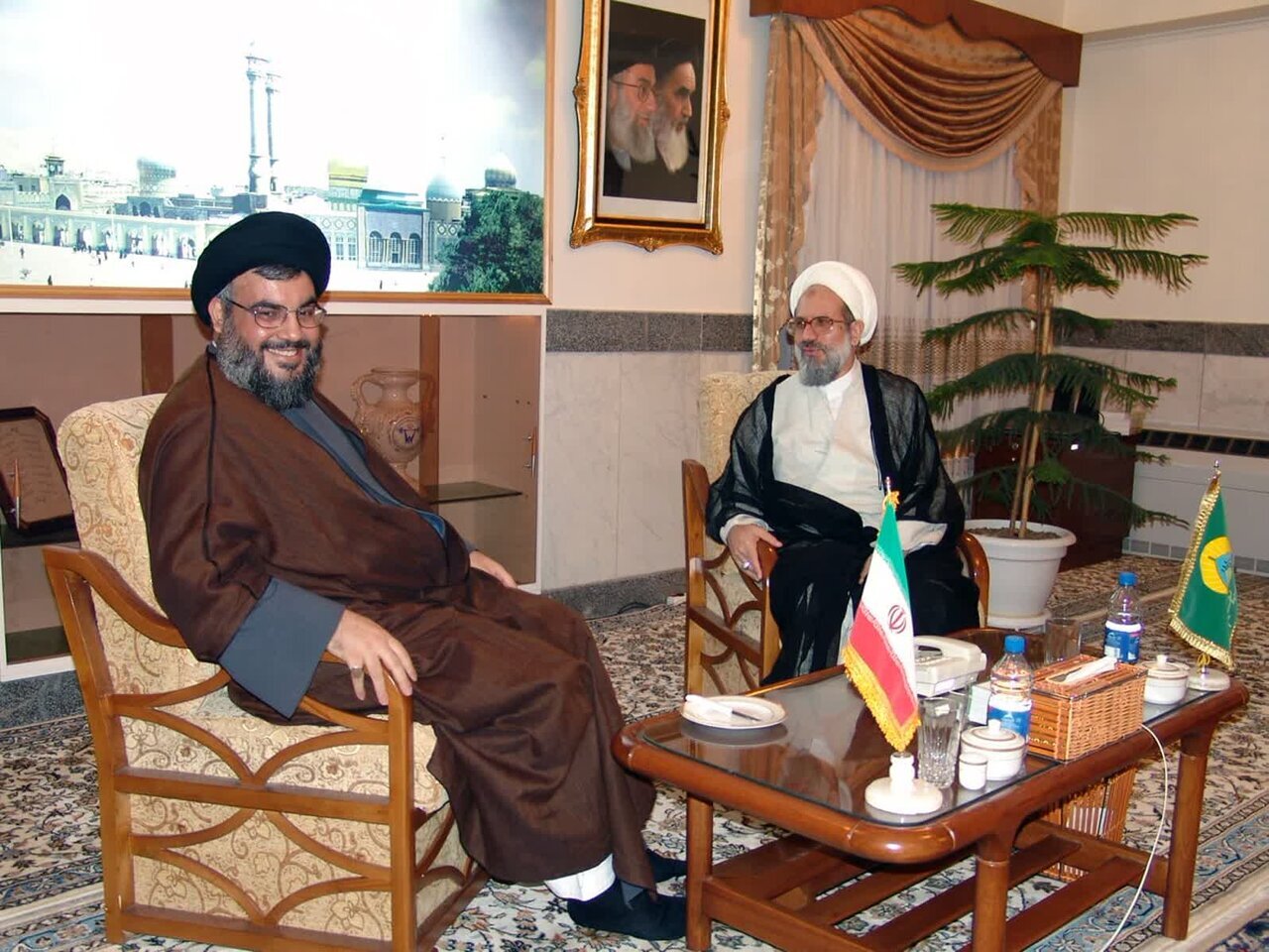 سیدحسن نصرالله و آِت الله ری شهری سیدحسن نصرالله و آِت الله ری شهری