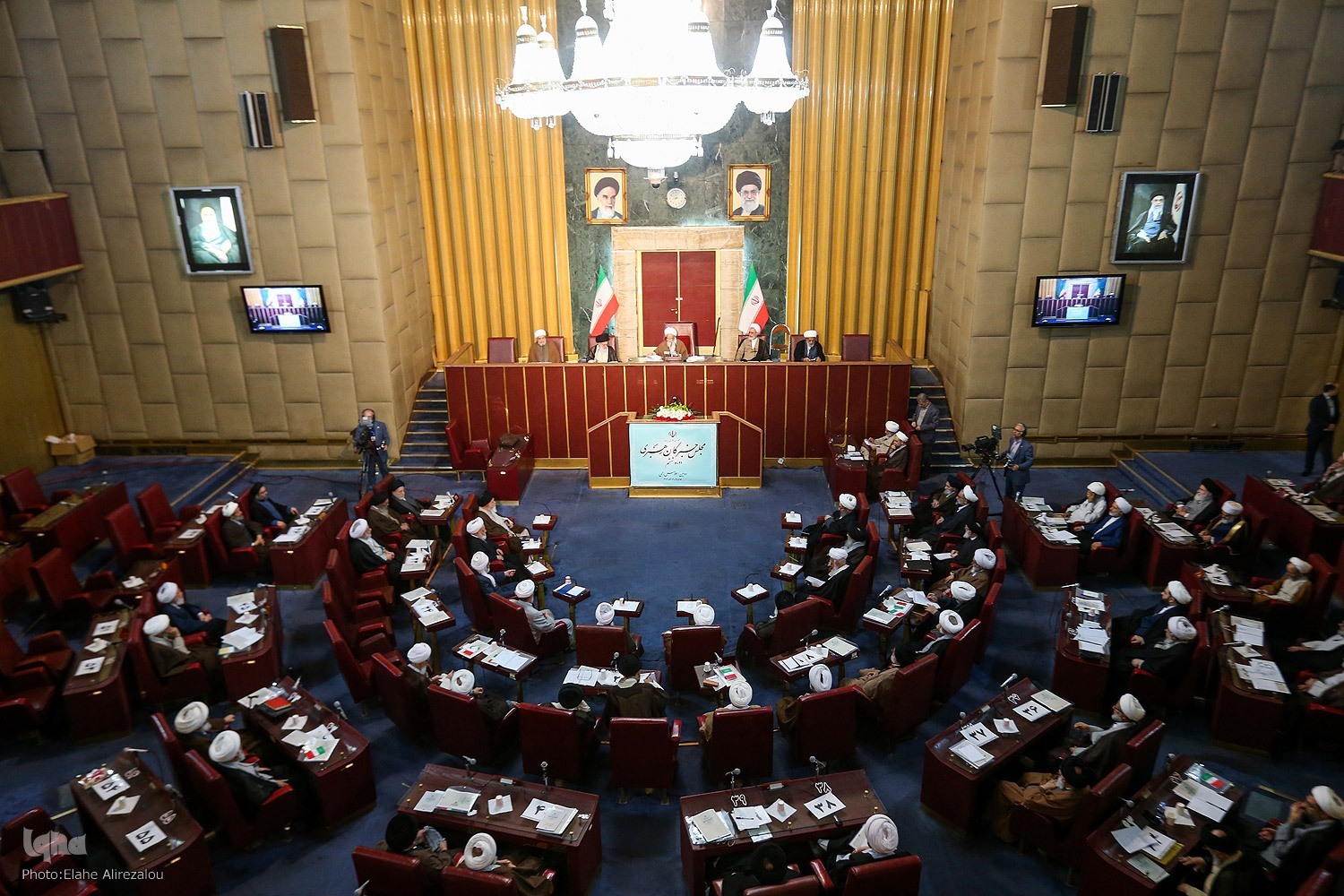 دومین اجلاسیه ششمین دوره مجلس خبرگان رهبری