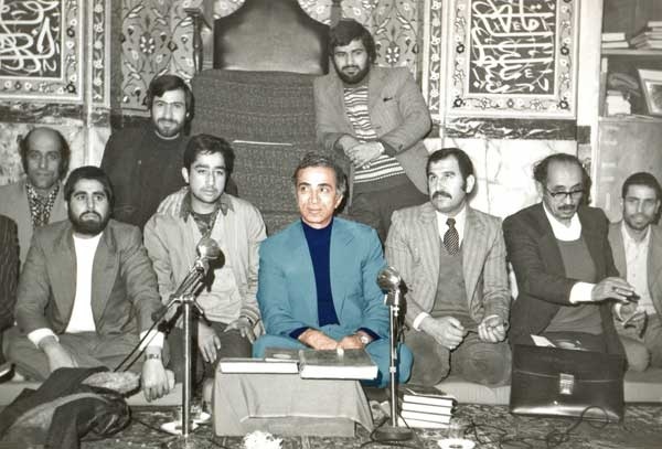 مجوزی که حسن رضائیان از استاد مولایی گرفت + فیلم مجوزی که حسن رضائیان از استاد مولایی گرفت + فیلم