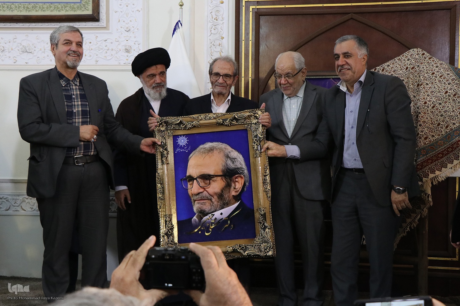 نجفقلی حبیبی؛ عالمی فروتن و مدیری نهادساز نجفقلی حبیبی؛ عالمی فروتن و مدیری نهادساز