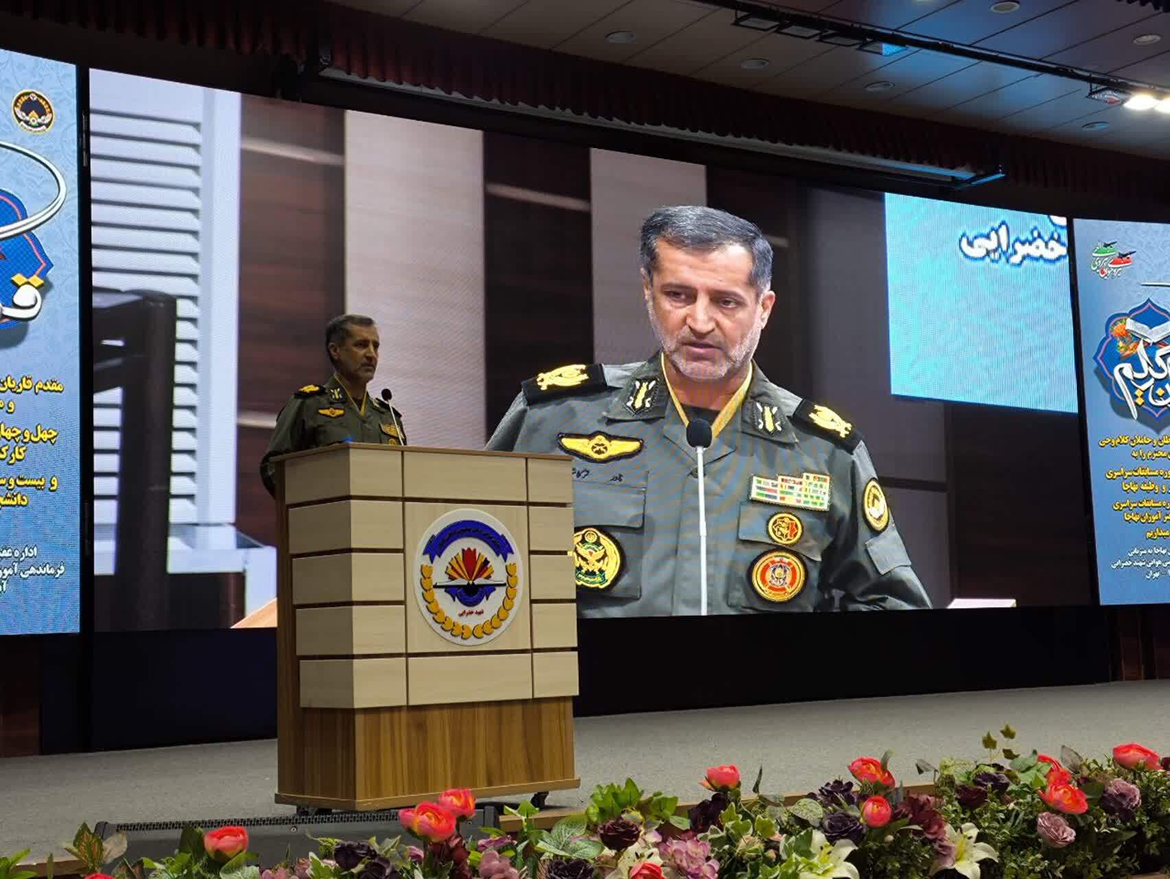 دانشجویان قرآنی نهاجا تجلیل شدند + عکس