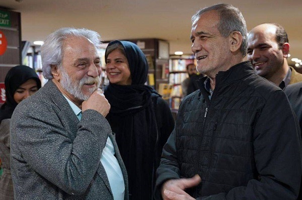 رئیس‌جمهور با خانواده به کتابگردی رفت