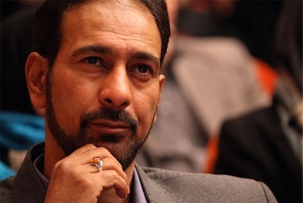 میانمایه بودن آثار ادبیات مقاومت به سبب انبوه نویسنگان متوسط است +صوت میانمایه بودن آثار ادبیات مقاومت به سبب انبوه نویسنگان متوسط است +صوت