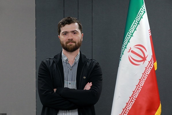 نگاه نقادانه وجه تمایز تمایز محققان امروز تاریخ انقلاب با تاریخ‌پژوهان گذشه است + صوت