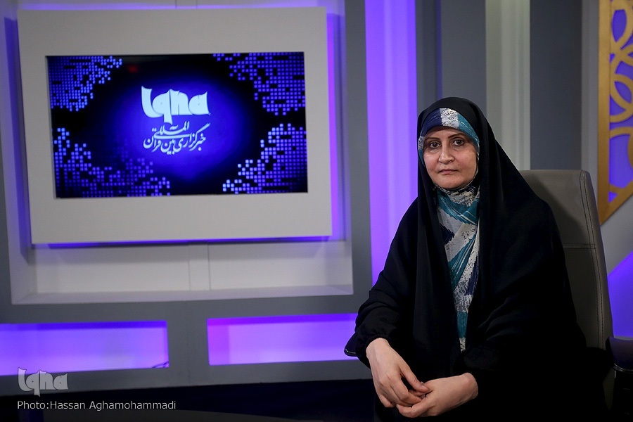 فاطمه عزیزخانی