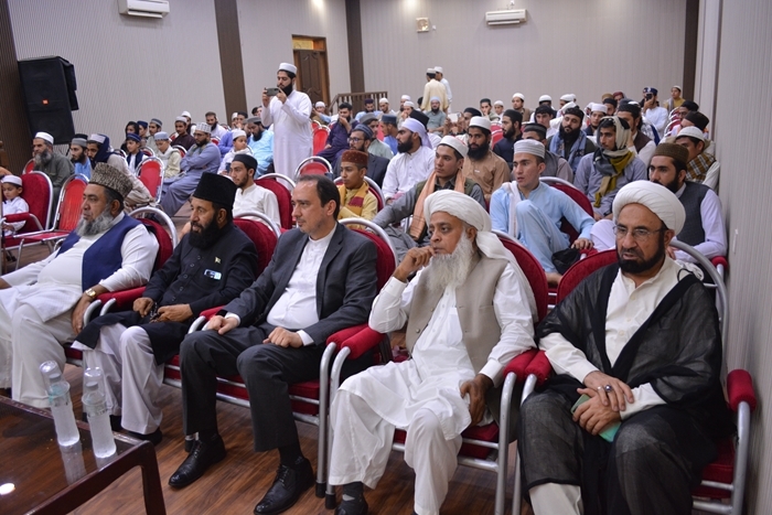 پاکستانی‌ها به یاد شهدای غزه و لبنان مسابقه قرآن برگزار کردند