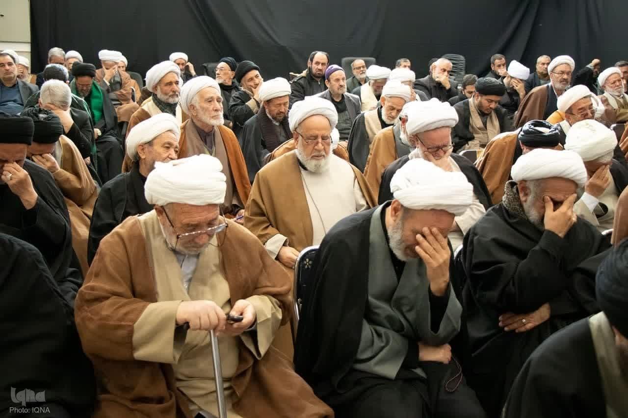 عزاداری سالروز شهادت حضرت زهرا (س) در دفتر آیت‌الله نوری همدانی