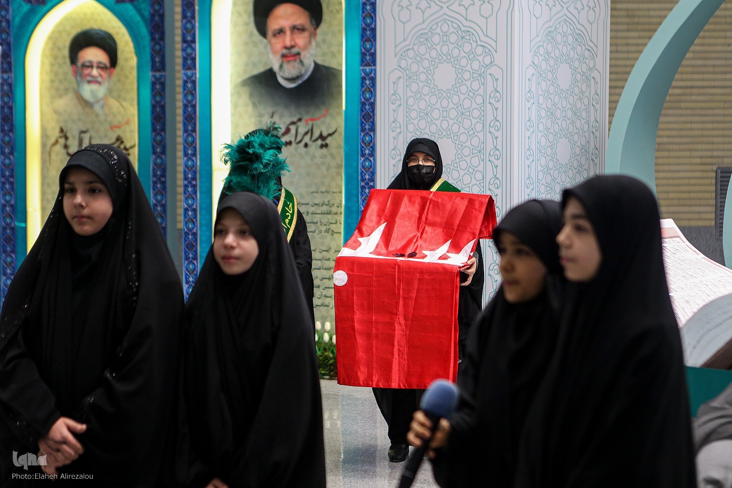 لبخندها و اشک‌های