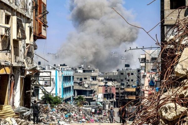 از اقامه نماز جمعه در ویرانه‌های مسجد تا هشدار یونیسف نسبت به اوضاع خطرناک غزه