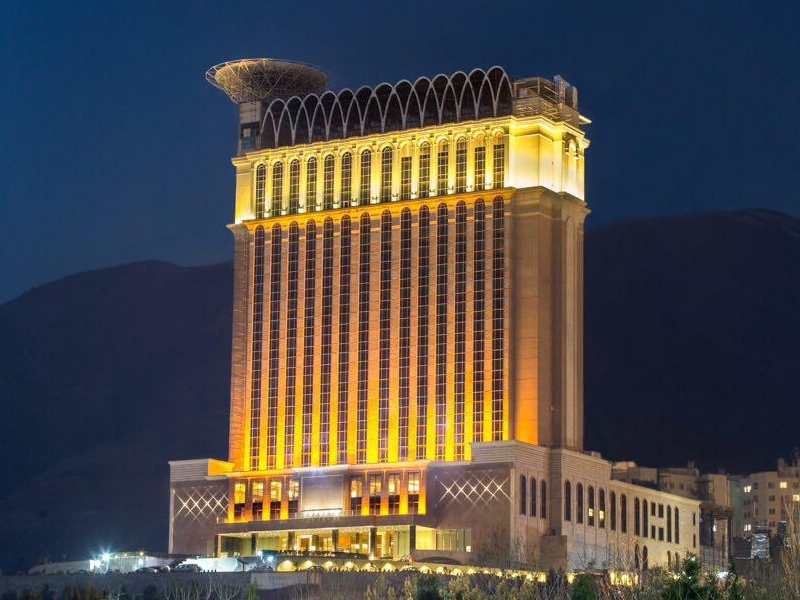 سفر در کلاس جهانی با فلای‌تودی