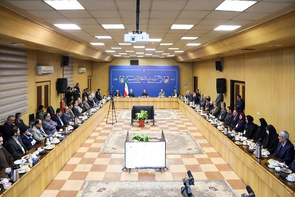 پزشکیان در دیدار جمعی از اساتید دانشگاه شریف