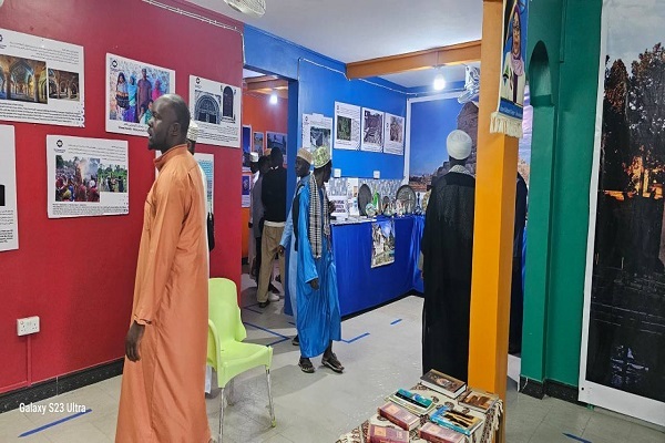 برگزار نشست علمی مبلغان مکتب اهل بیت (ع) تانزانیا با نماینده مقام معظم رهبری در امور حج و زیارات + عکس