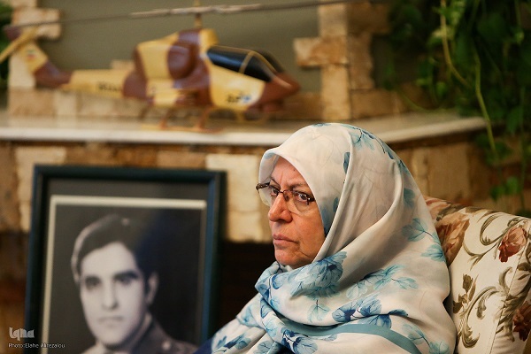 آماده انتشار دوشنبه 26 آذر///// بزرگ یا فراموش شدن شهدای خلبان را باید هوانیروز، دولت و بنیاد پاسخ دهند/ «آذین» قهرمان همیشه زنده است + فیلم