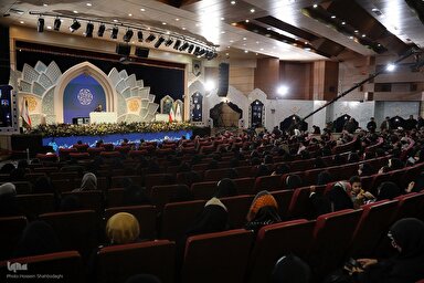 فیلم | اجرای محفوظات شرکت‌کنندگان رشته حفظ ۲۰ جزء در روز هشتم مسابقات سراسری قرآن