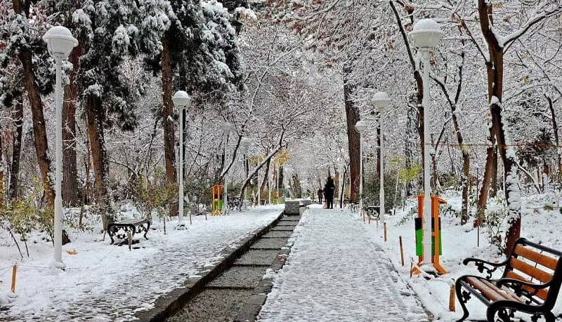 حال و هوای برفی مشهد در زمستان و حرم امام رضا(ع) حال و هوای برفی مشهد در زمستان و حرم امام رضا(ع)