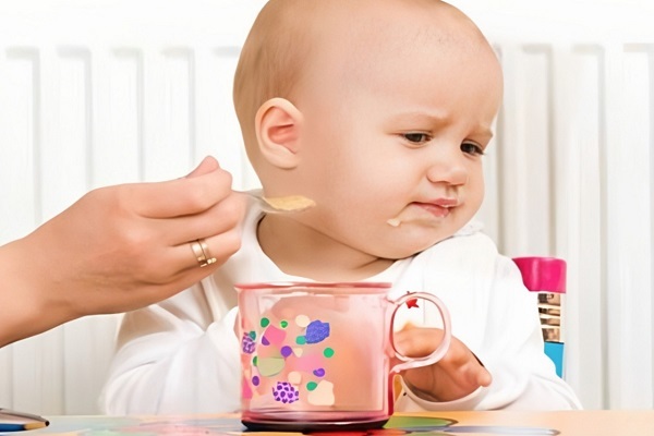 برخورد صحیح با بچه‌های بی‌اشتها