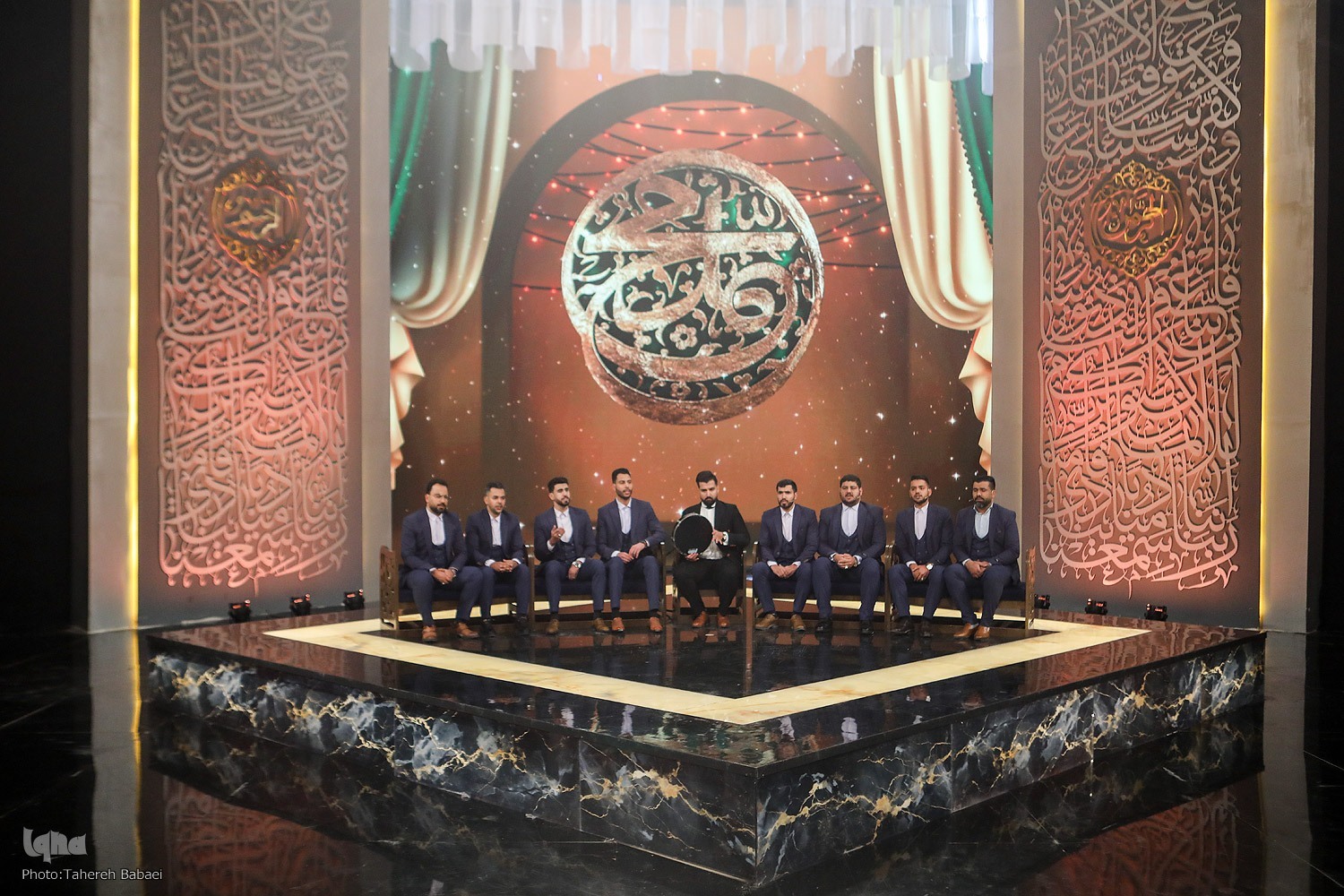 اختتامیه مسابقات قرآن بسیج با حضور عوامل برنامه محفل اختتامیه مسابقات قرآن بسیج با حضور عوامل برنامه محفل