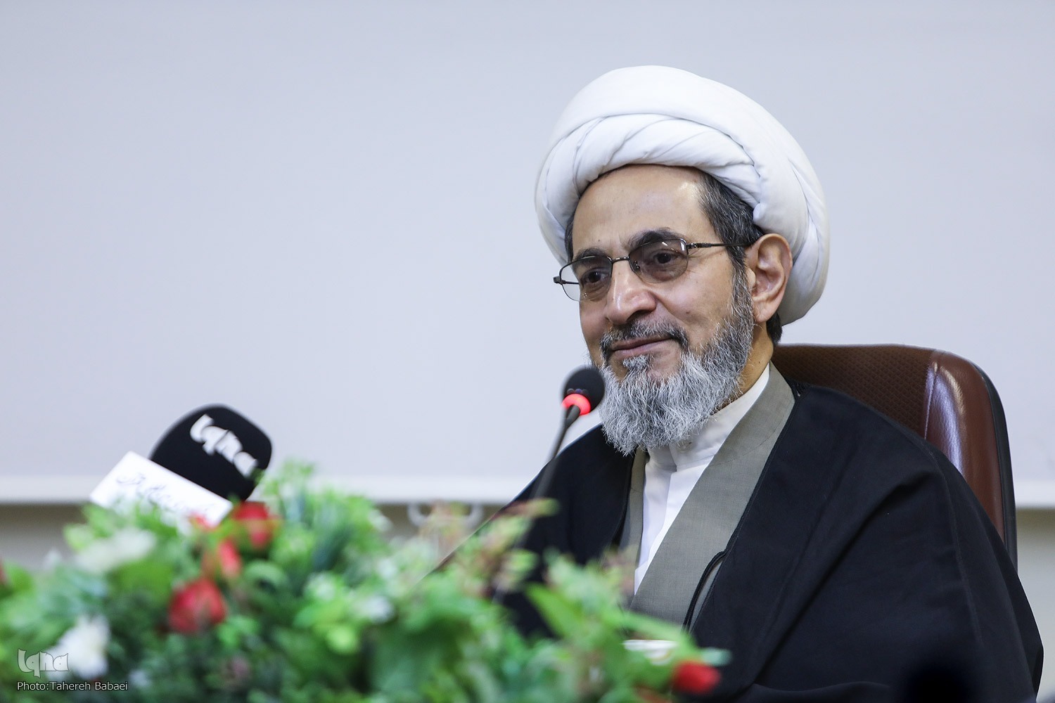 معاویه آنگونه که بود