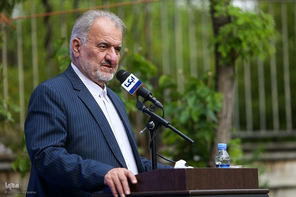 بی‌توجهی به فعالیت‌ها و فعالان قرآنی / لزوم برپایی کرسی‌های آزاداندیشی