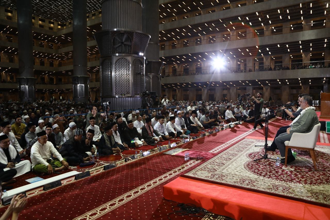 برنامه محفل محبت مردم به قرآن را بیشتر کرد + عکس برنامه محفل محبت مردم به قرآن را بیشتر کرد + عکس