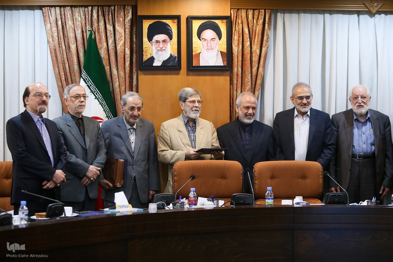 قرآن در میدان سیاست و فرهنگ؛ از نقشآفرینی در انتخابات تا محرم قرآنی قرآن در میدان سیاست و فرهنگ؛ از نقشآفرینی در انتخابات تا محرم قرآنی