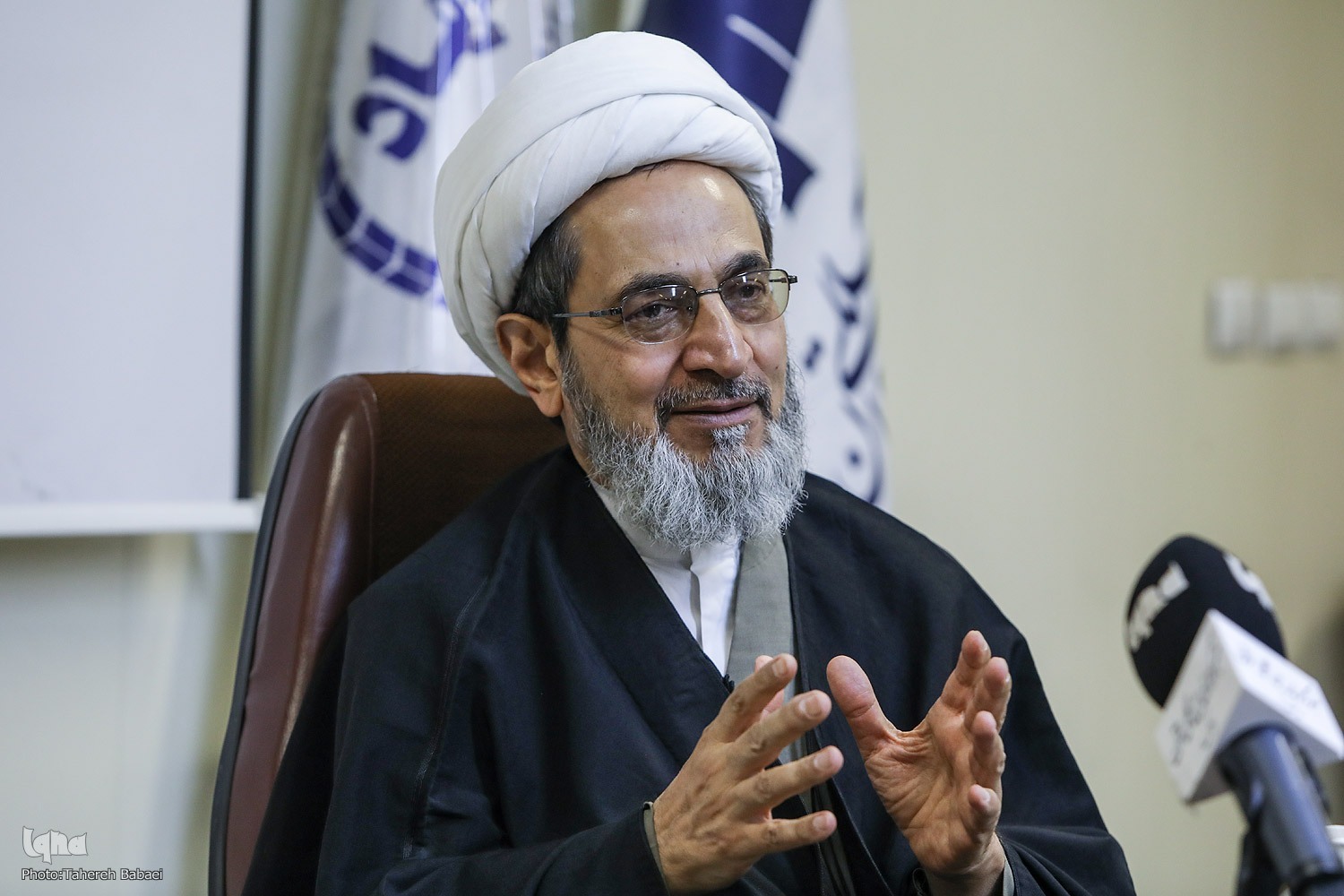 معاویه آنگونه که بود