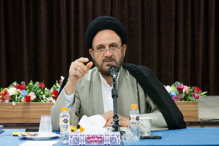 ارسال/ روحانیون کاروان‌های حج خود را خادم زائران بدانند