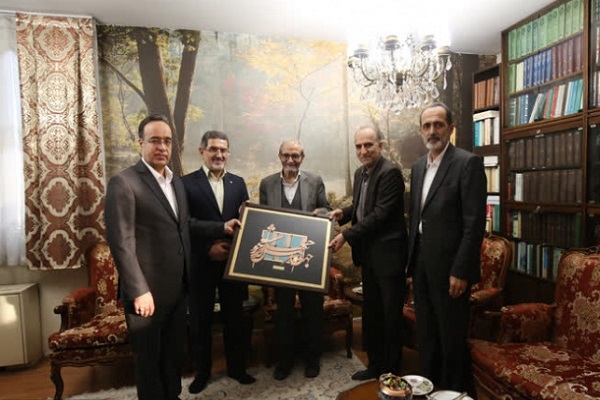 سرپرست دانشگاه تهران به دیدار نجفقلی حبیبی رفت