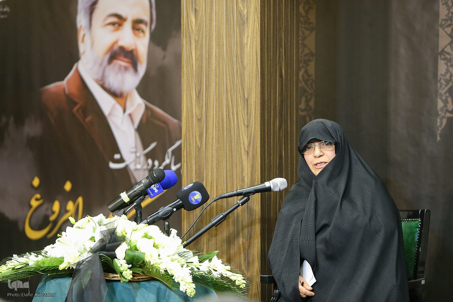 بهترین تکریم پرداختن به نظریههای عماد افروغ است بهترین تکریم پرداختن به نظریههای عماد افروغ است