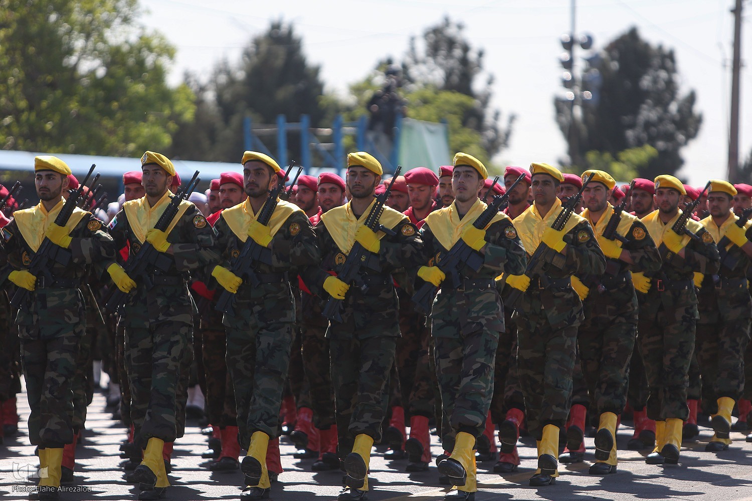 مراسم رژه روز ارتش جمهوری اسلامی ایران مراسم رژه روز ارتش جمهوری اسلامی ایران