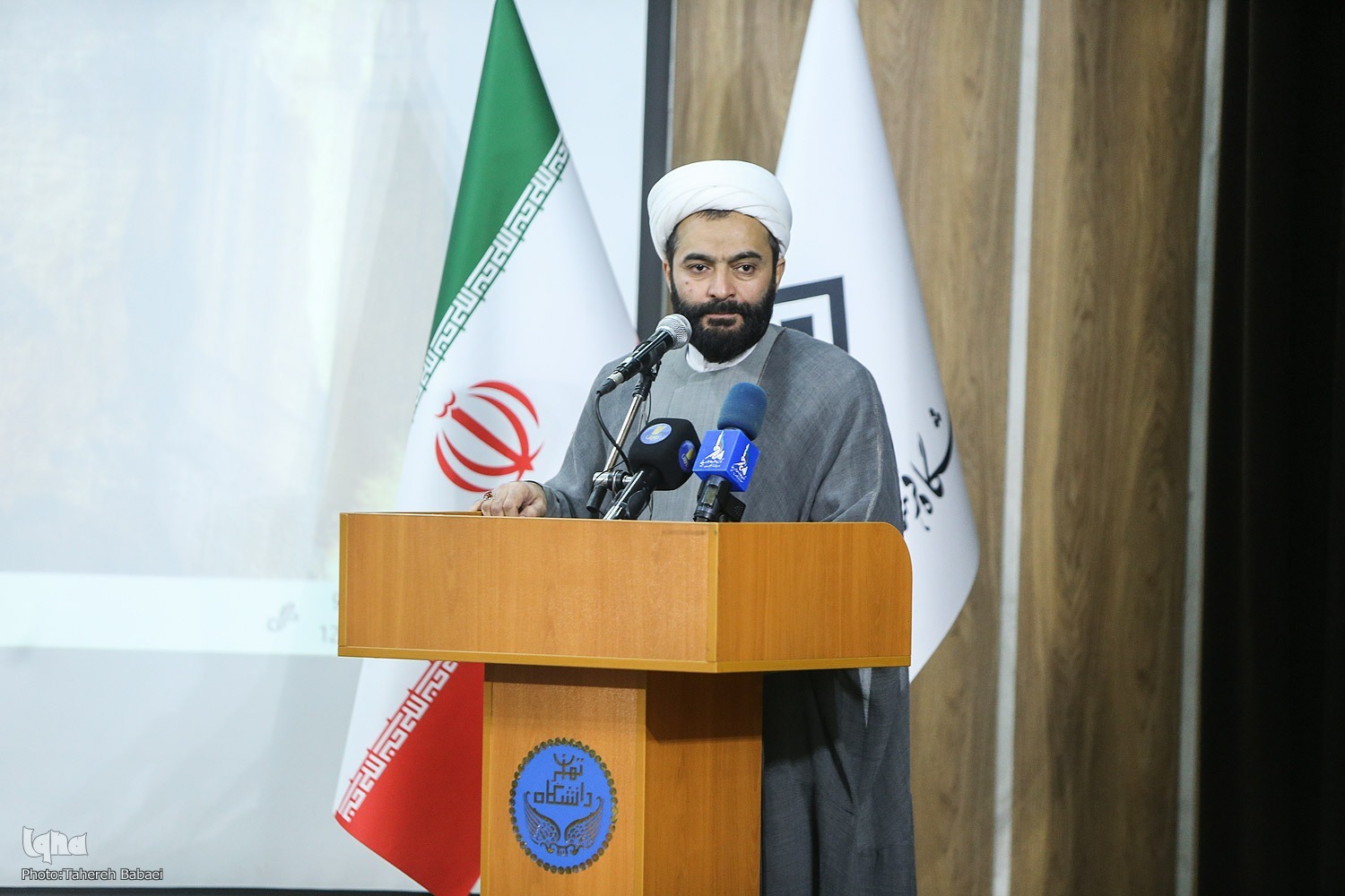 پژوهش‌های بنیادین علوم انسانی محور مراسم تجلیل از پژوهشگران کشور