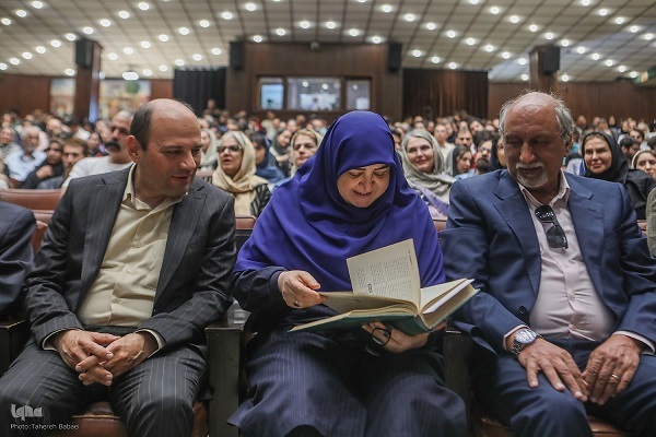 ارسالی//// سعدی دادگری را مهمترین رسالت حکمرانان می‌داند