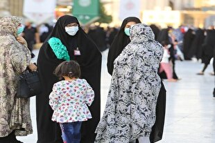 اهدای هزار بسته ملزومات حجاب به زائران در دهه کرامت