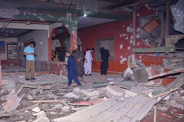 بمباران دو مسجد در پی حمله هند به پاکستان + فیلم