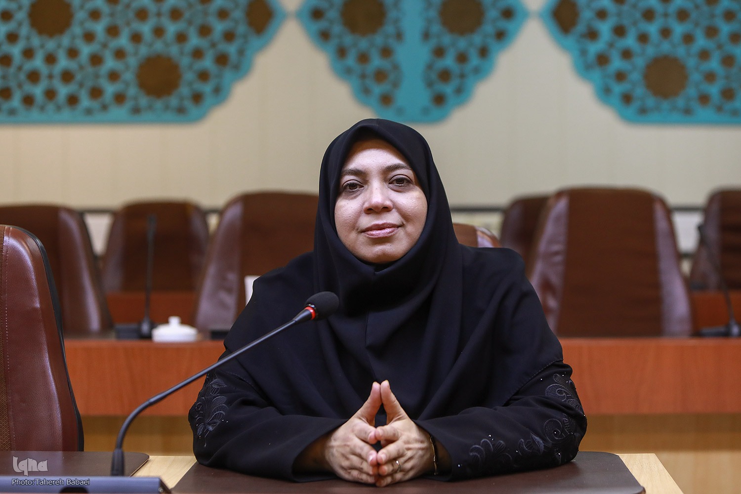 لیلا آزادبخت، استاد تمام دانشگاه علوم پزشکی تهران