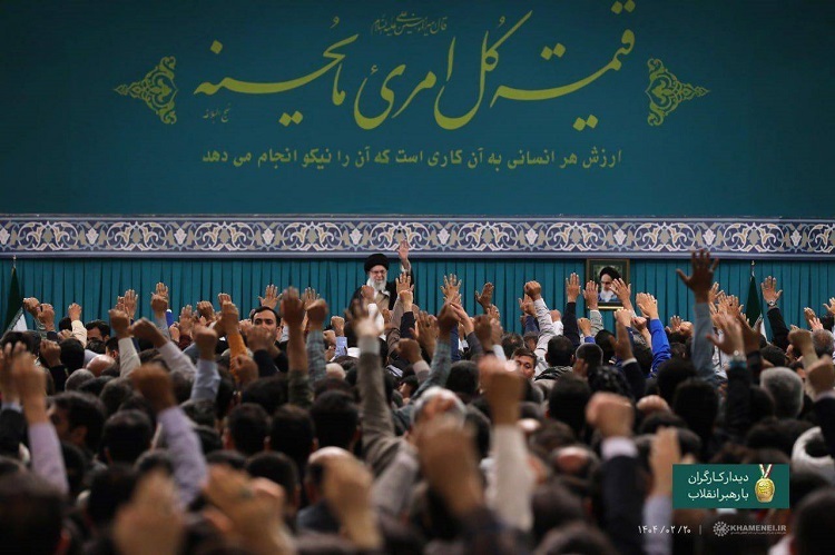 دیدار هزاران نفر از کارگران با رهبر معظم انقلاب