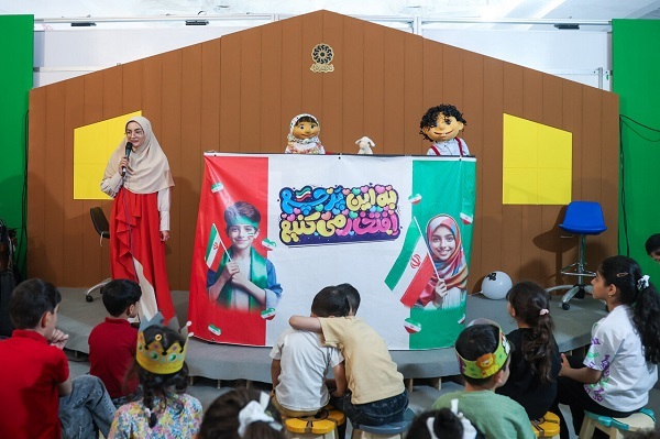 آماده انتشار (لطفا در ایام نمایشگاه کتاب منتشر شود)رویکرد جدید نهاد کتابخانه‌ها ارائه خدمات به گیرندگان خدمات بدون واسطه است