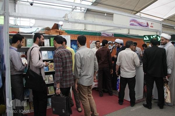 محمد قربانی، معاون بازرگانی و خدمات فرهنگی مرکز تحقیقات کامپیوتری علوم اسلامی محمد قربانی، معاون بازرگانی و خدمات فرهنگی مرکز تحقیقات کامپیوتری علوم اسلامی