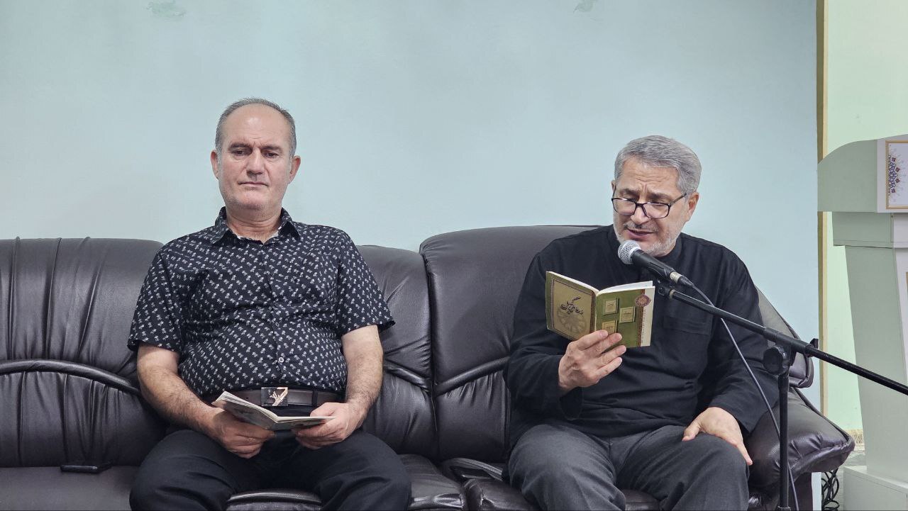 برگزاری مراسم بزرگداشت ارتحال امام (ره) در رایزنی فرهنگی بانکوک برگزاری مراسم بزرگداشت ارتحال امام (ره) در رایزنی فرهنگی بانکوک