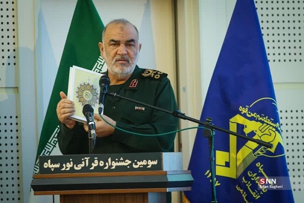 ادامهدهنده راه فرمانده خود در پاسداری از قرآن هستیم ادامهدهنده راه فرمانده خود در پاسداری از قرآن هستیم