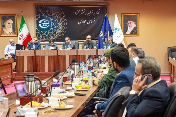 هشیار باشیم؛ فضای دیجیتال، خط مقدم نبرد روایت‌هاست