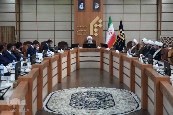 علی عباسی، رئیس جامعه المصطفی العالمیه