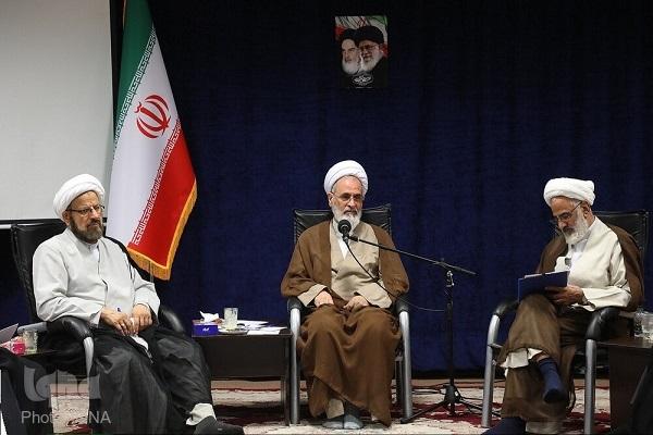 مراکز حوزوی، «قرارگاه جنگ ترکیبی بلاغ مبین» را راه اندازی کردند مراکز حوزوی، «قرارگاه جنگ ترکیبی بلاغ مبین» را راه اندازی کردند