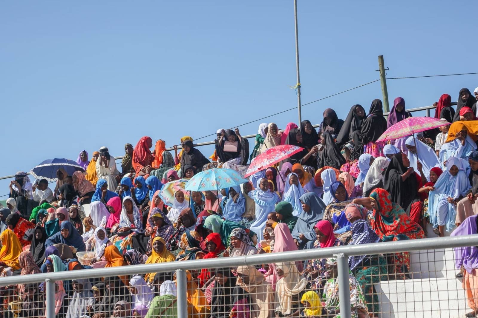 برنامه بزرگ قرآنی محفل در تانزانیا برگزار شد برنامه بزرگ قرآنی محفل در تانزانیا برگزار شد