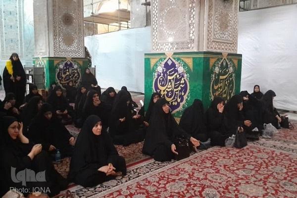 همایش «بانوان عاشورائی» با حضور زائرانی از غرب آسیا در حرم رضوی برگزار شد